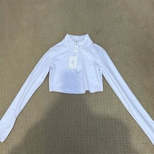 Gold Hinge White Athletic Half-Zip Crop Top, white, size small.